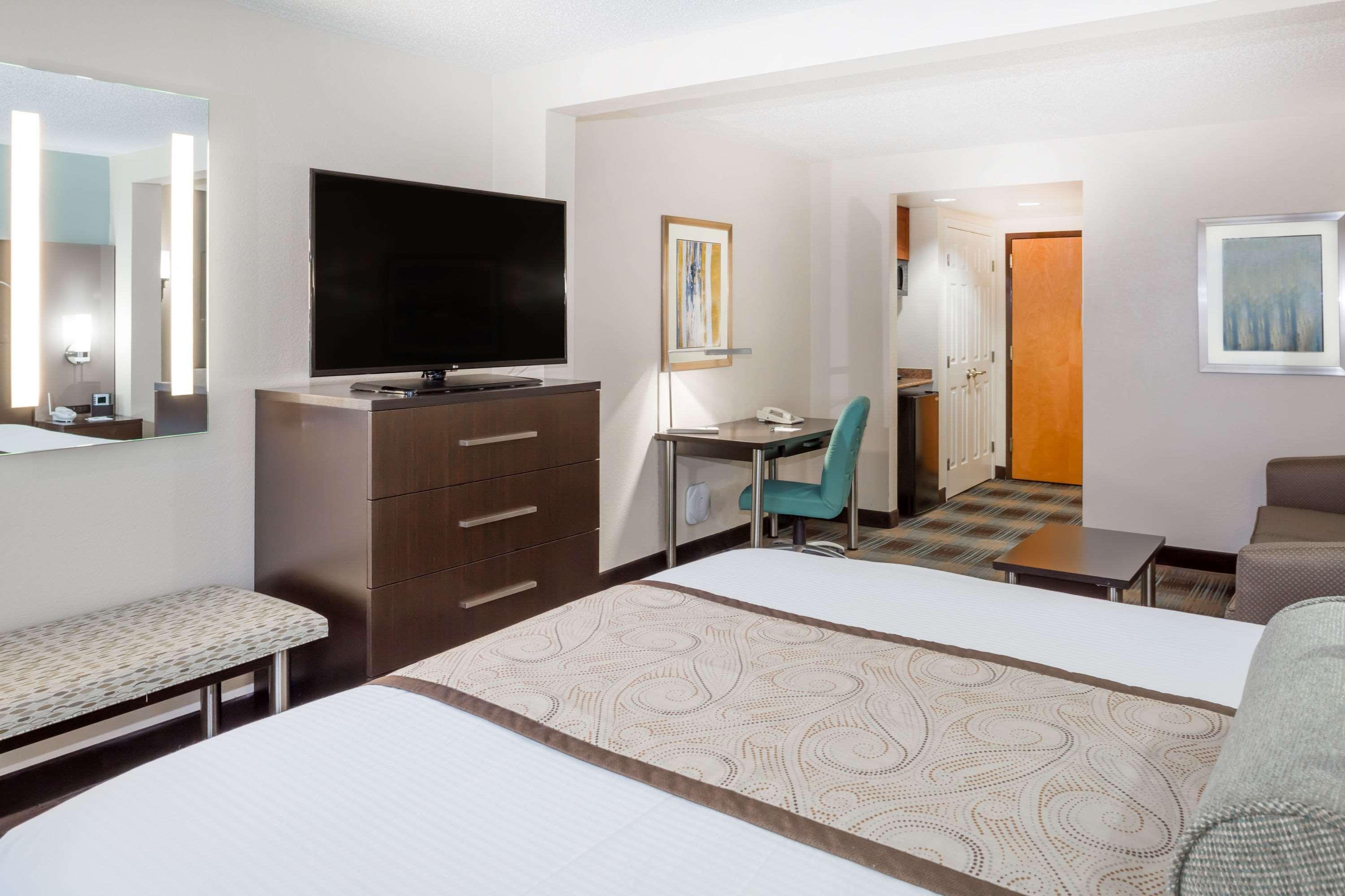 Wingate By Wyndham - Orlando International Airport- Free Hot Breakfast Hotel Exterior foto
