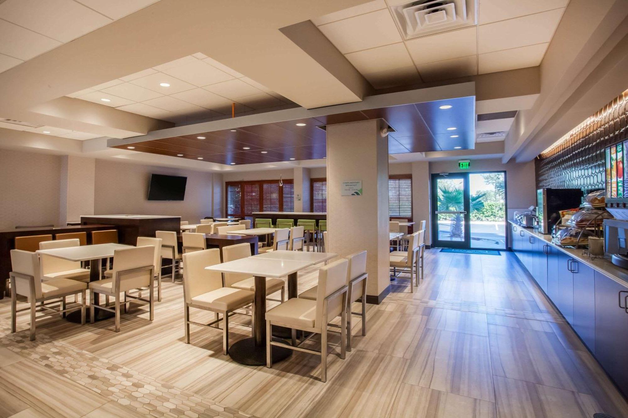 Wingate By Wyndham - Orlando International Airport- Free Hot Breakfast Hotel Exterior foto