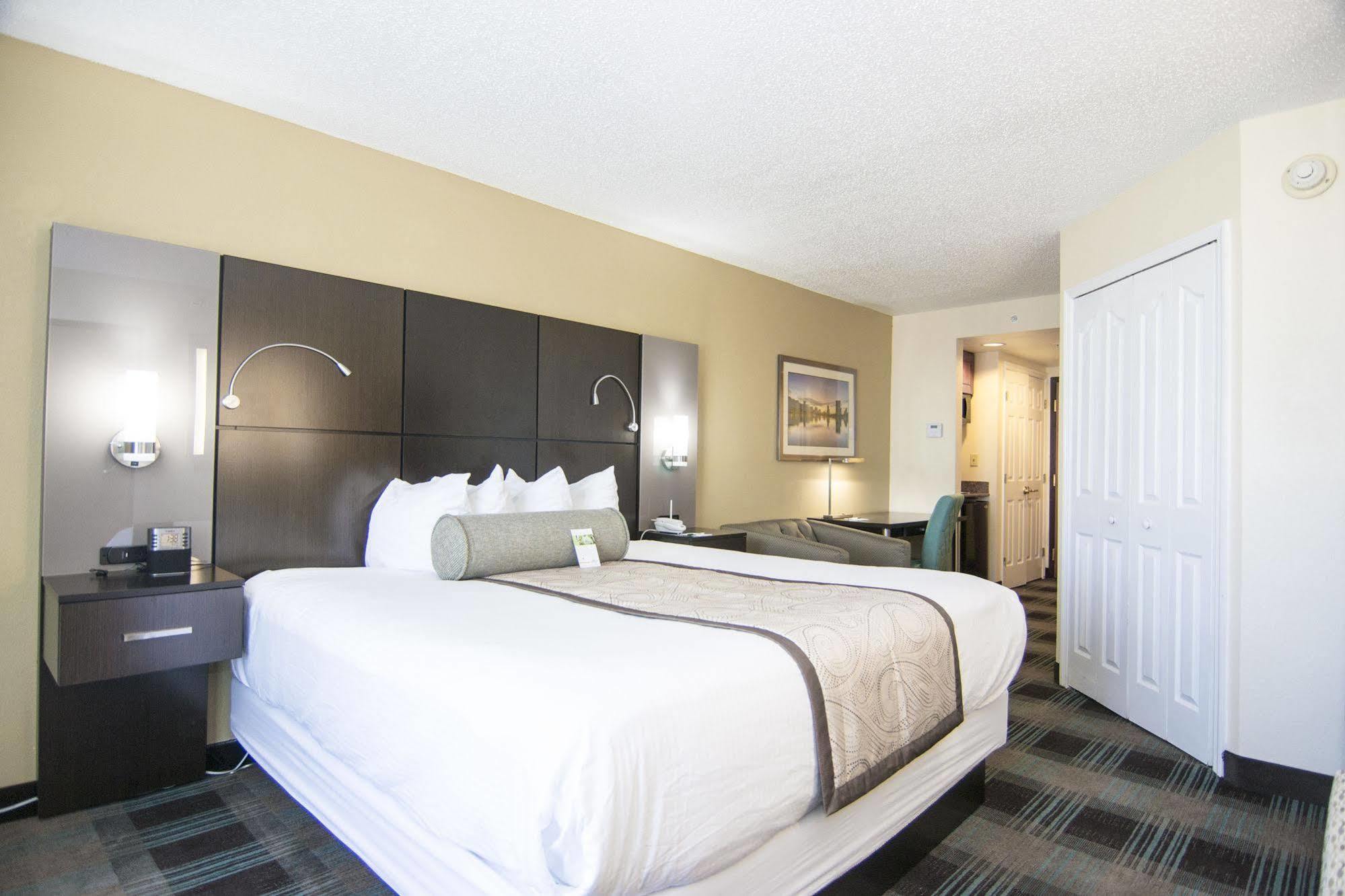 Wingate By Wyndham - Orlando International Airport- Free Hot Breakfast Hotel Exterior foto
